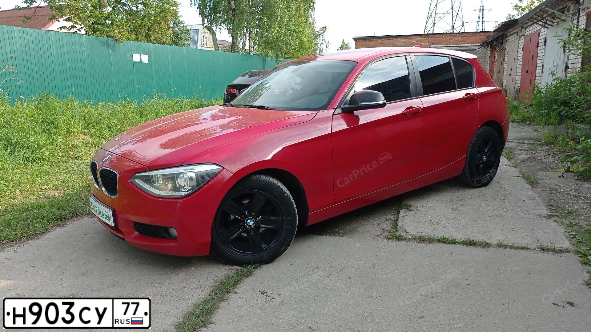 Фото автомобиля БМВ 116I, 2013 — госномер В097АХ252. Цвет: Красный