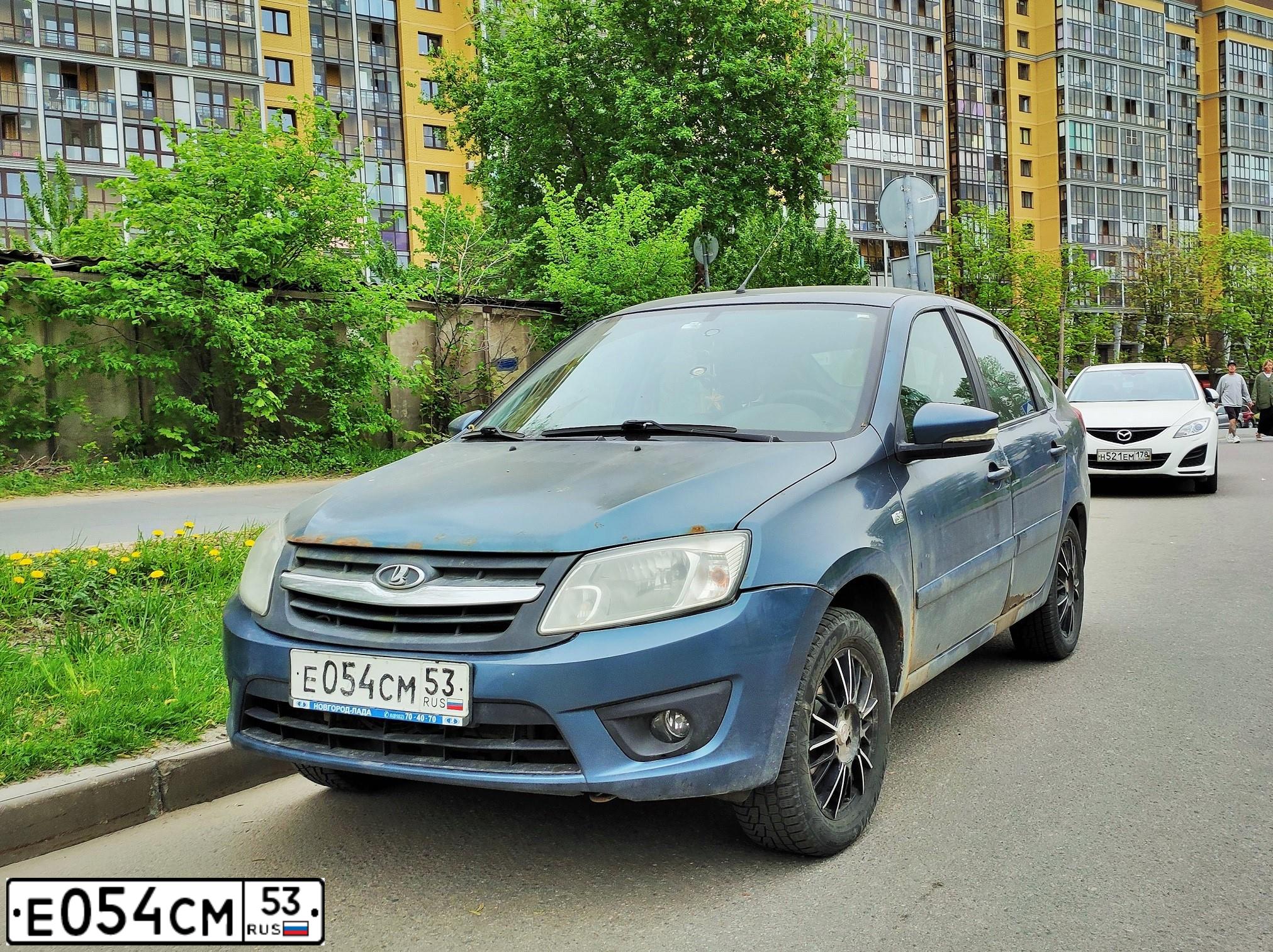 Фото автомобиля LADA 2191 GRANTA, 2014 — госномер Т888ЕР198. Цвет: СЕРО-СИНИЙ