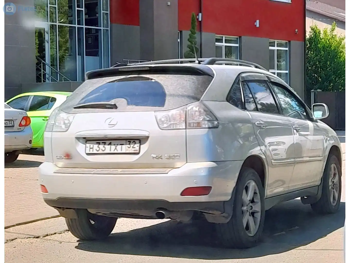 Фото автомобиля LEXUS RX, 2006 — госномер Е777НХ32. Цвет: СЕРЕБРИСТЫЙ