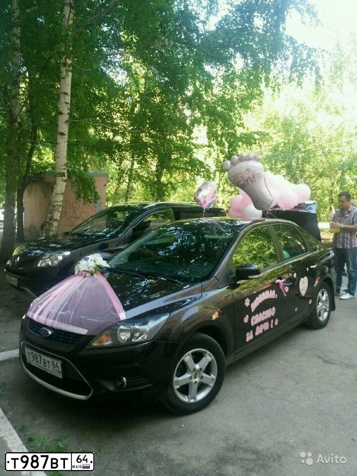 Фото автомобиля FORD FOCUS, 2010 — госномер Т987ВТ64. Цвет: ФИОЛЕТОВЫЙ