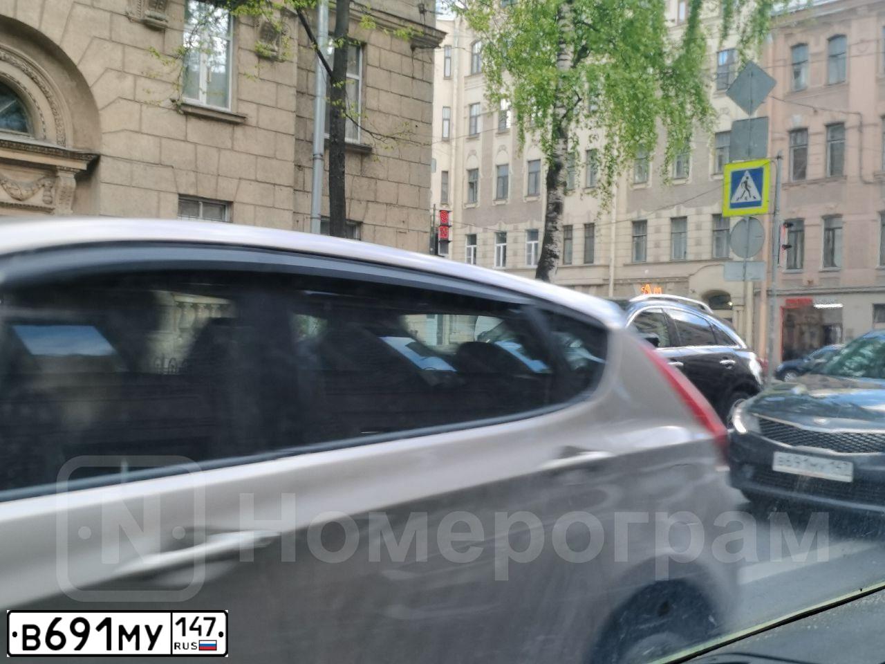 Фото автомобиля KIA OPTIMA, 2018 — госномер Р282ЕХ46. Цвет: СЕРЫЙ