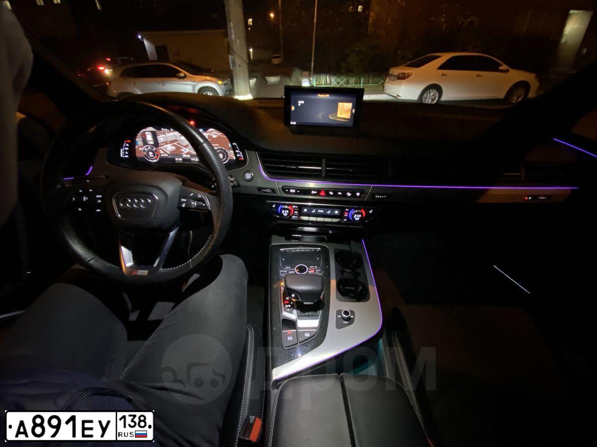 Фото автомобиля AUDI Q7, 2015 — госномер Х575АО124. Цвет: Белый