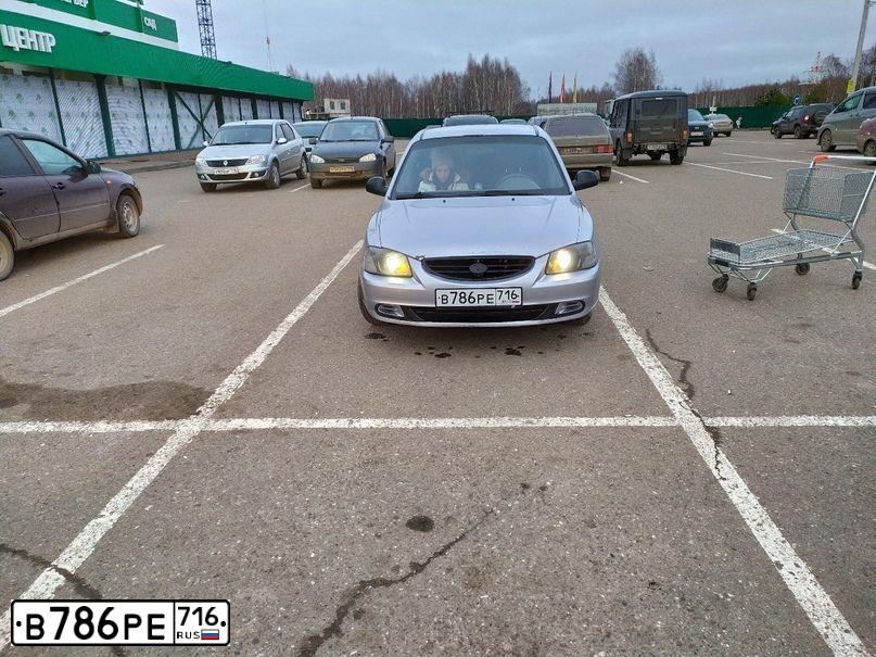 Фото автомобиля TAGAZ ACCENT, 2008 — госномер В786РЕ716. Цвет: Серебристый
