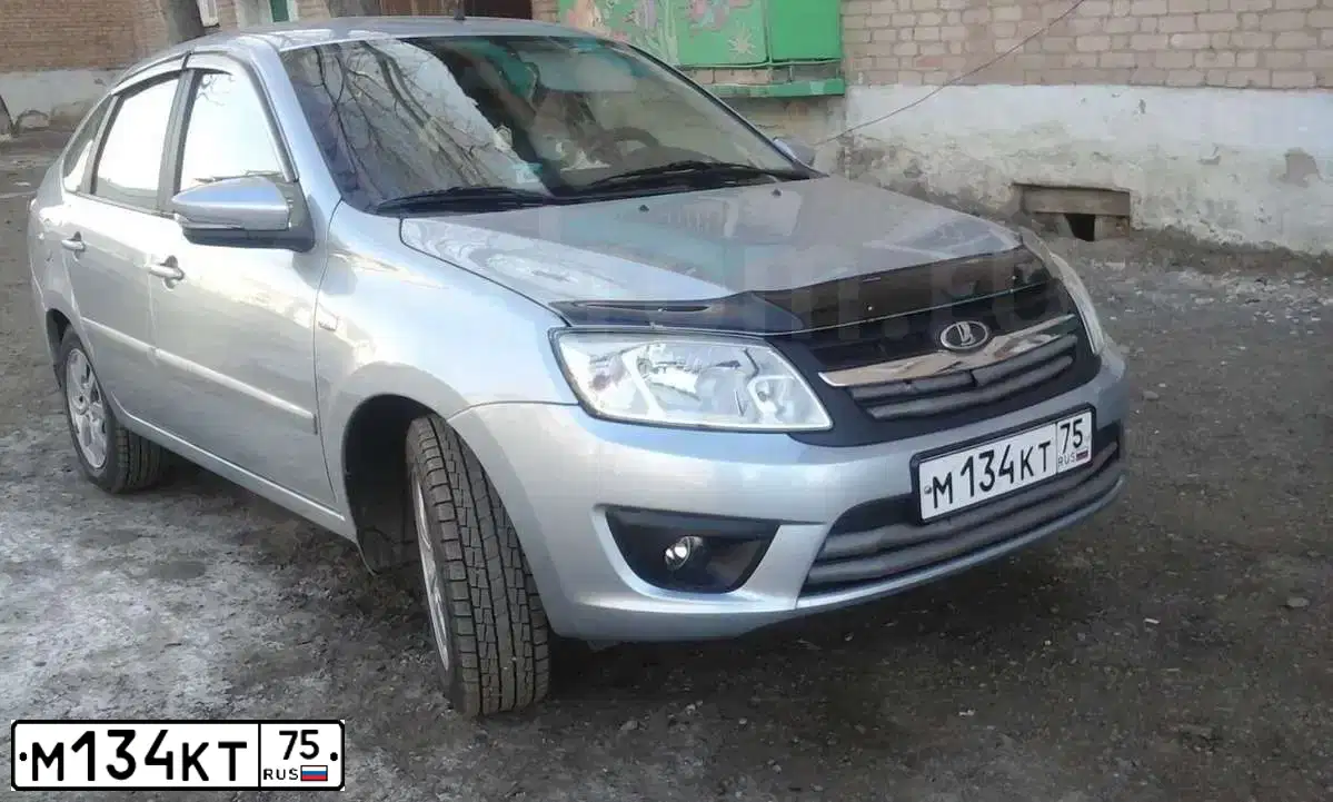 Фото автомобиля LADA 2191 GRANTA, 2015 — госномер М428СР75. Цвет: ГОЛУБОЙ