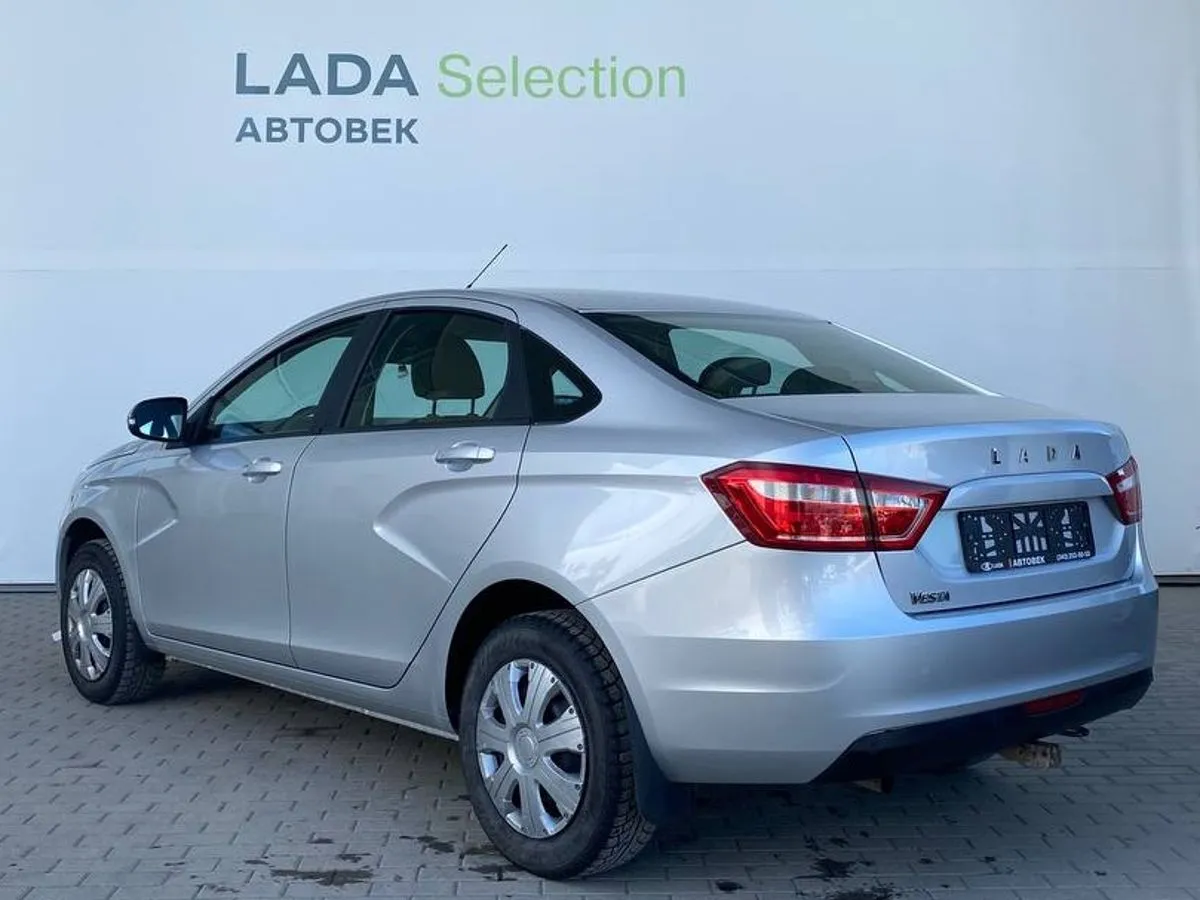 Фото автомобиля LADA VESTA, 2019 — госномер К234ОК196. Цвет: СЕРЕБРИСТЫЙ
