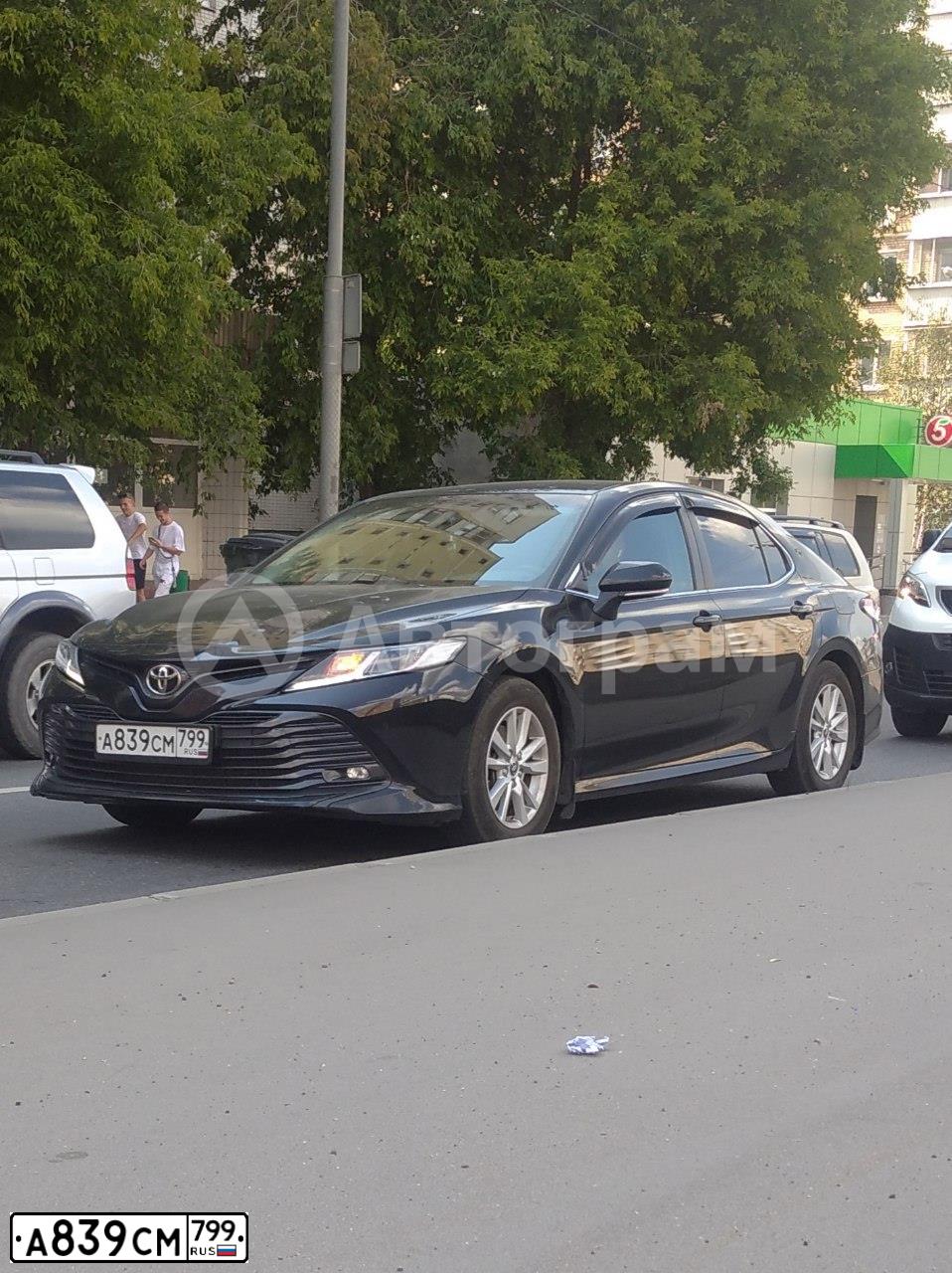 Фото автомобиля TOYOTA CAMRY, 2020 — госномер А839СМ799. Цвет: ЧЕРНЫЙ