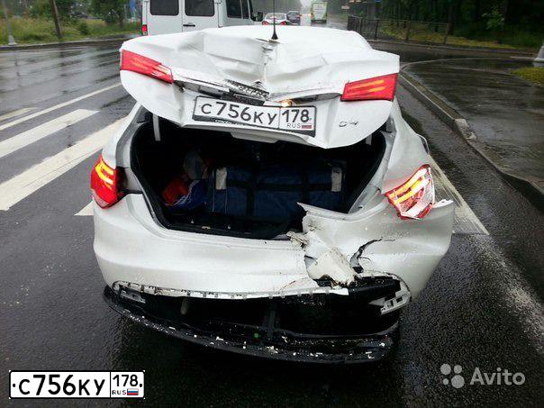 Фото автомобиля CITROEN C4, 2015 — госномер С756КУ178. Цвет: БЕЛЫЙ