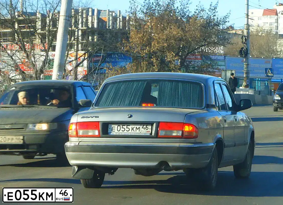 Фото автомобиля GAZ 3110 WOLGA, 2006 — госномер К056МУ126. Цвет: СИЛЬВЕР