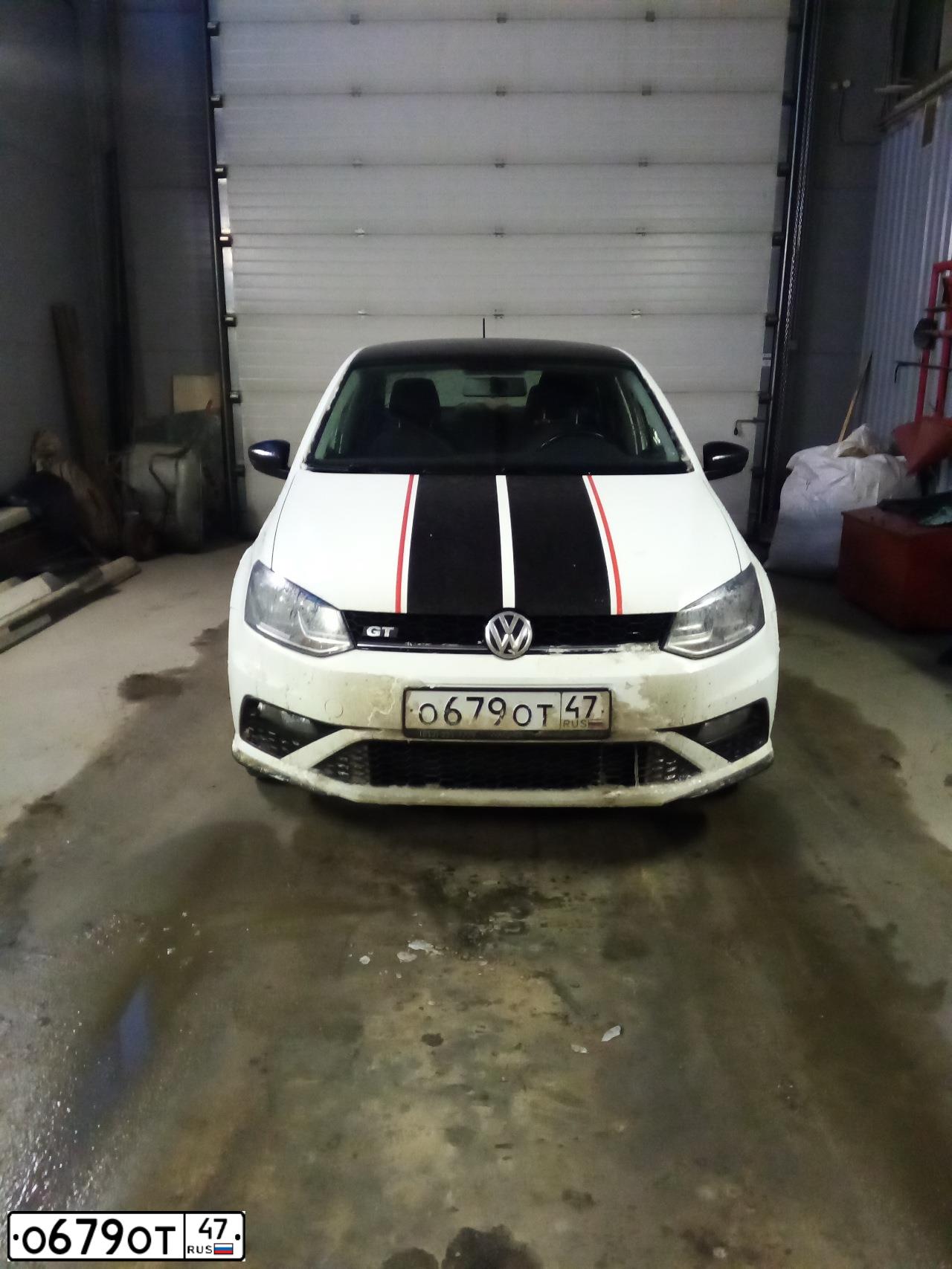 Фото автомобиля VOLKSWAGEN POLO, 2016 — госномер Т441АУ58. Цвет: Белый