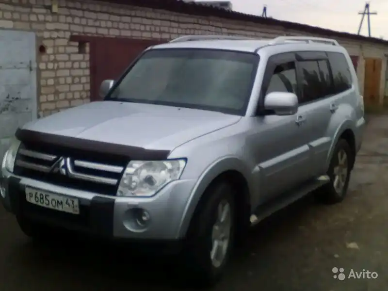 Фото автомобиля MITSUBISHI PAJERO, 2008 — госномер С310СХ797. Цвет: СЕРЫЙ