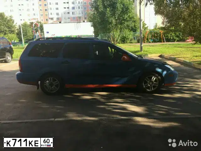 Фото автомобиля FORD FOCUS, 2001 — госномер С178АК180. Цвет: синий