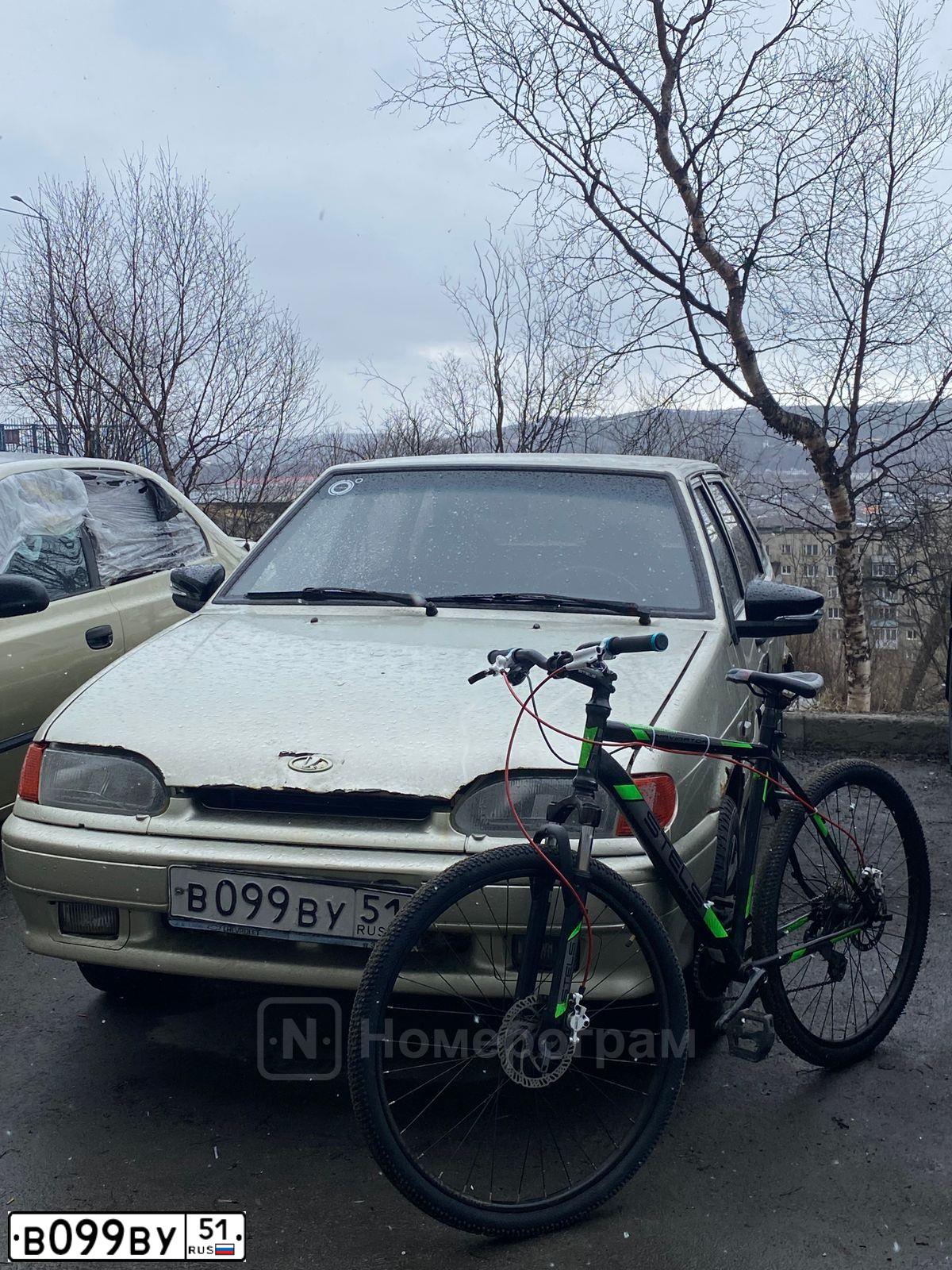 Фото автомобиля LADA 2114 SAMARA, 2004 — госномер В099ВУ51. Цвет: СЕРЕБРИСТО-БЕЖЕВЫЙ