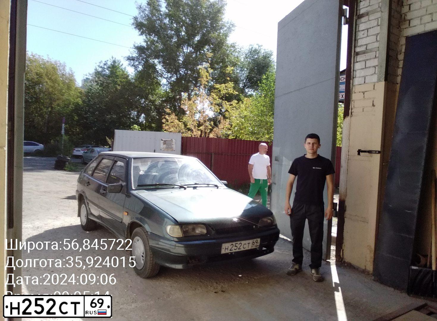 Фото автомобиля LADA 2114 SAMARA, 2011 — госномер Н252СТ69. Цвет: СЕРО-СИНЕ-ЗЕЛЕНЫЙ