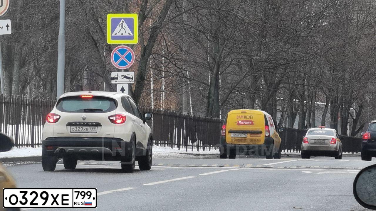 Фото автомобиля RENAULT MEGANE, 2007 — госномер О275ОУ58. Цвет: Светло-Серо-Голубой