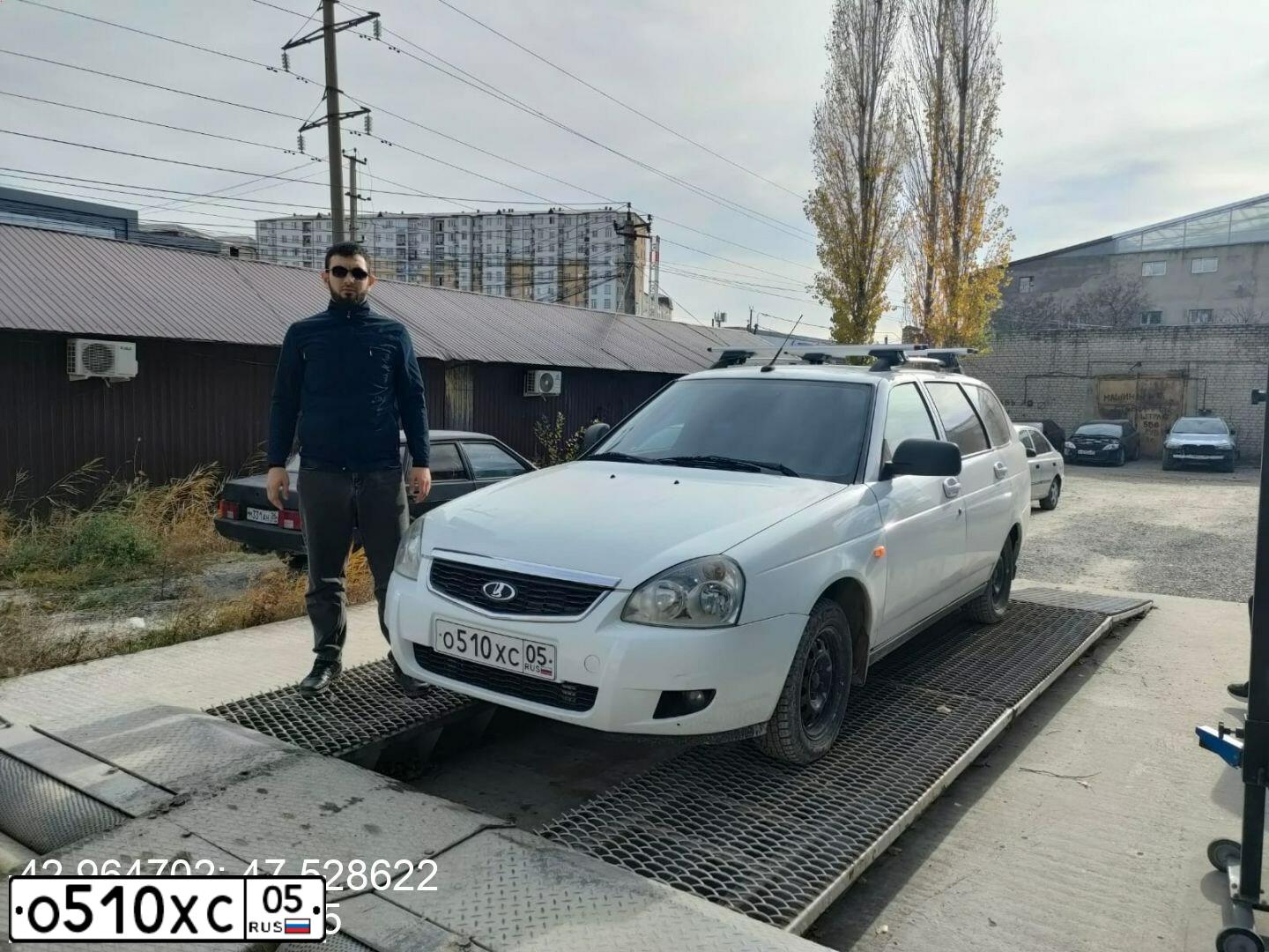 Фото автомобиля LADA 2171 PRIORA, 2012 — госномер О510ХС05. Цвет: Белый