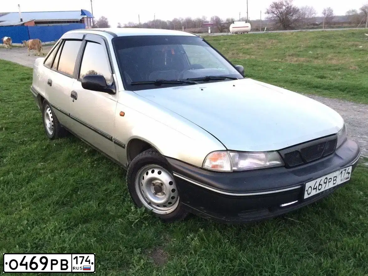 Фото автомобиля DAEWOO NEXIA, 2005 — госномер К111ХУ97. Цвет: СЕРЕБРИСТЫЙ