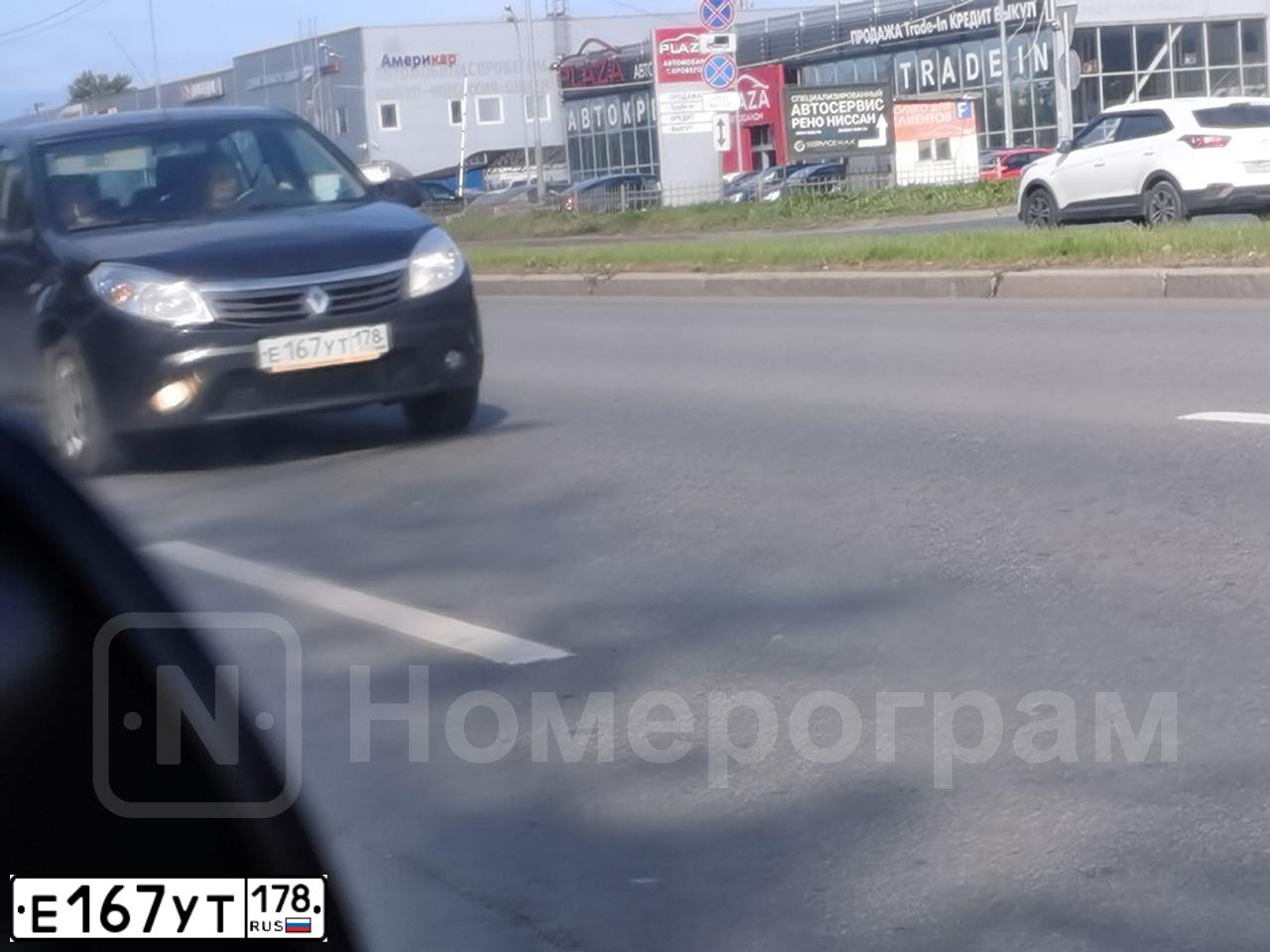 Фото автомобиля RENAULT LOGAN, 2011 — госномер К673МЕ53. Цвет: ЧЕРНЫЙ