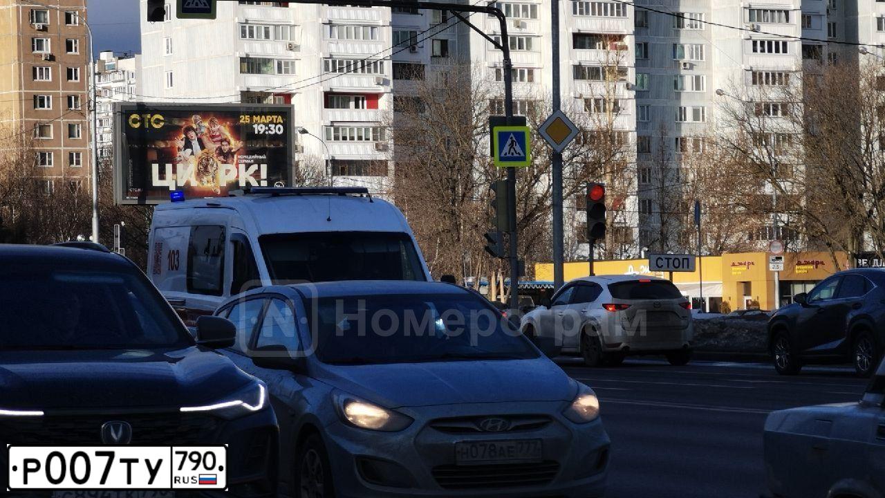 Фото автомобиля LADA 2115 SAMARA, 2001 — госномер Р007ТУ790. Цвет: СВЕТЛО-ЗЕЛЕНЫЙ