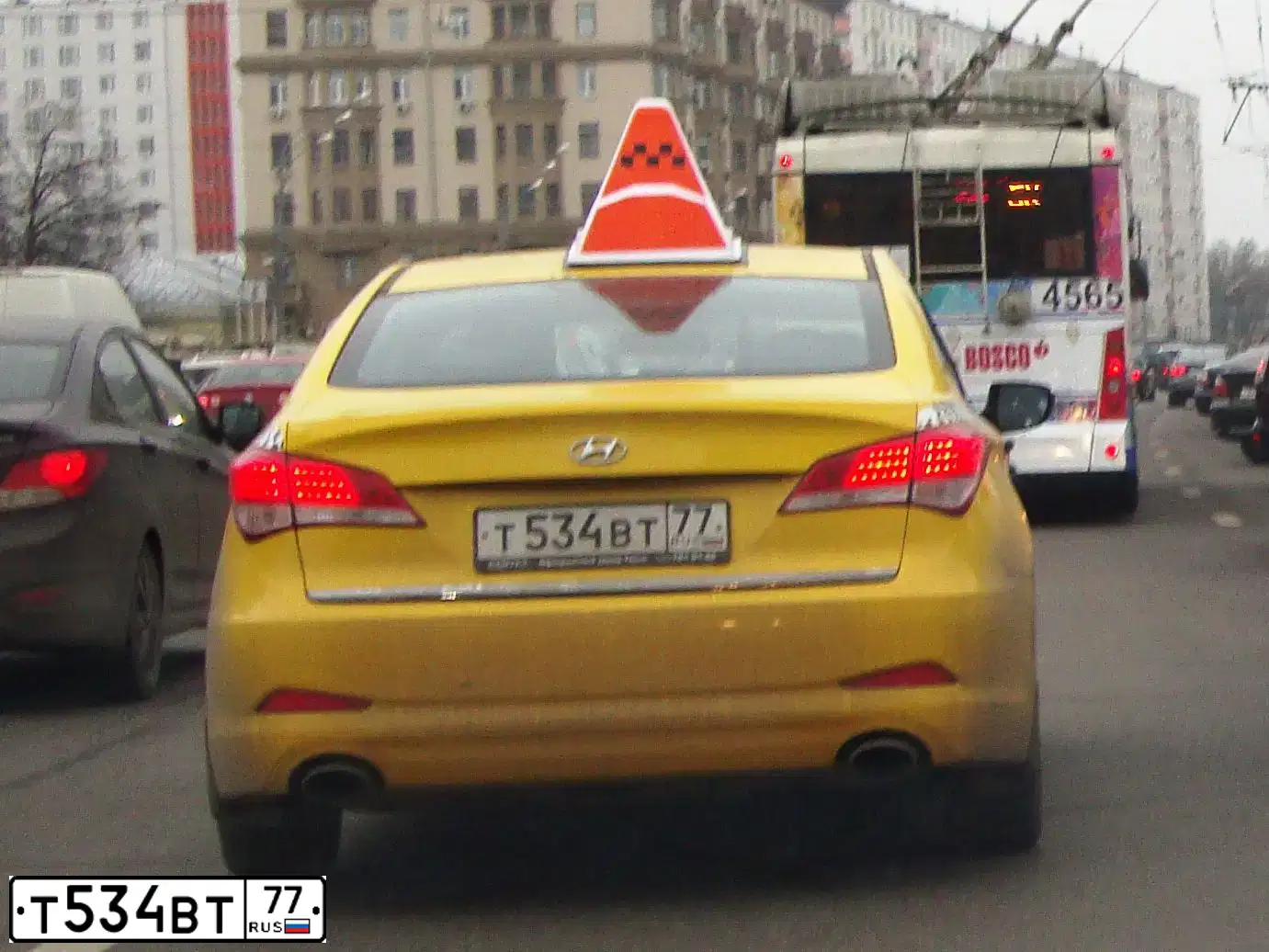 Фото автомобиля VAZ ВАЗ 21083, 1994 — госномер Т534ВТ77. Цвет: БЕЛЫЙ