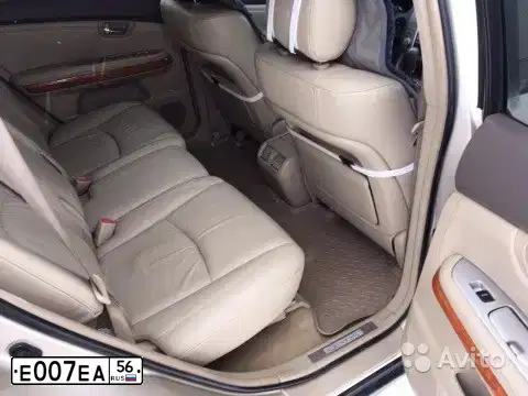 Фото автомобиля HYUNDAI SANTA FE, 2013 — госномер Е652НТ156. Цвет: ЧЕРНЫЙ