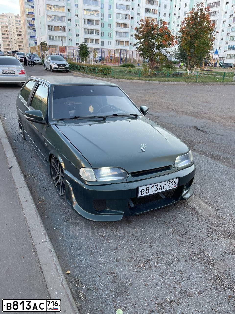 Фото автомобиля LADA 2113 SAMARA, 2006 — госномер В813АС716. Цвет: ЗОЛОТИСТЫЙ ТЕМНО-ЗЕЛЕНЫЙ