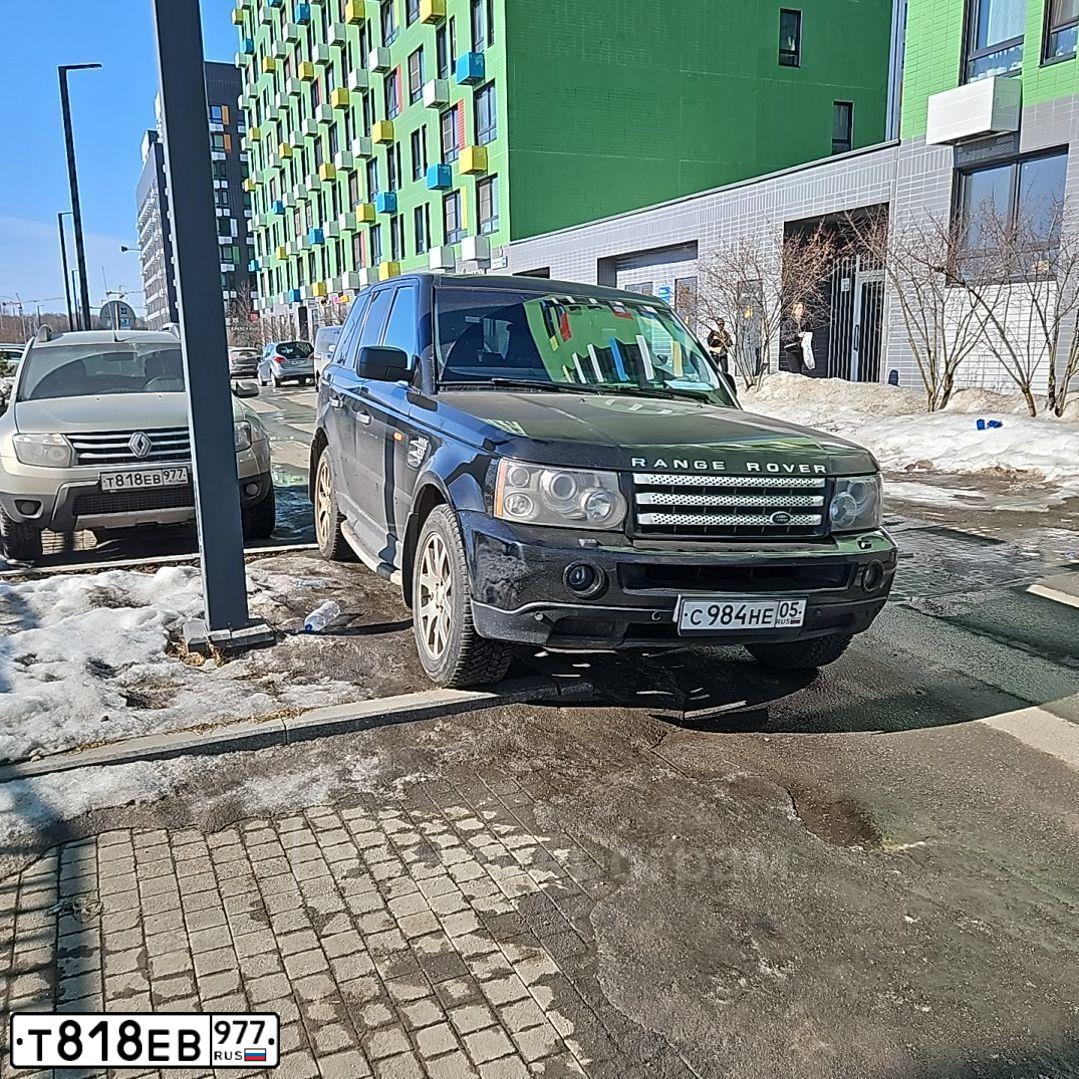Фото автомобиля RENAULT DUSTER, 2013 — госномер В886ТК09. Цвет: БЕЖЕВЫЙ