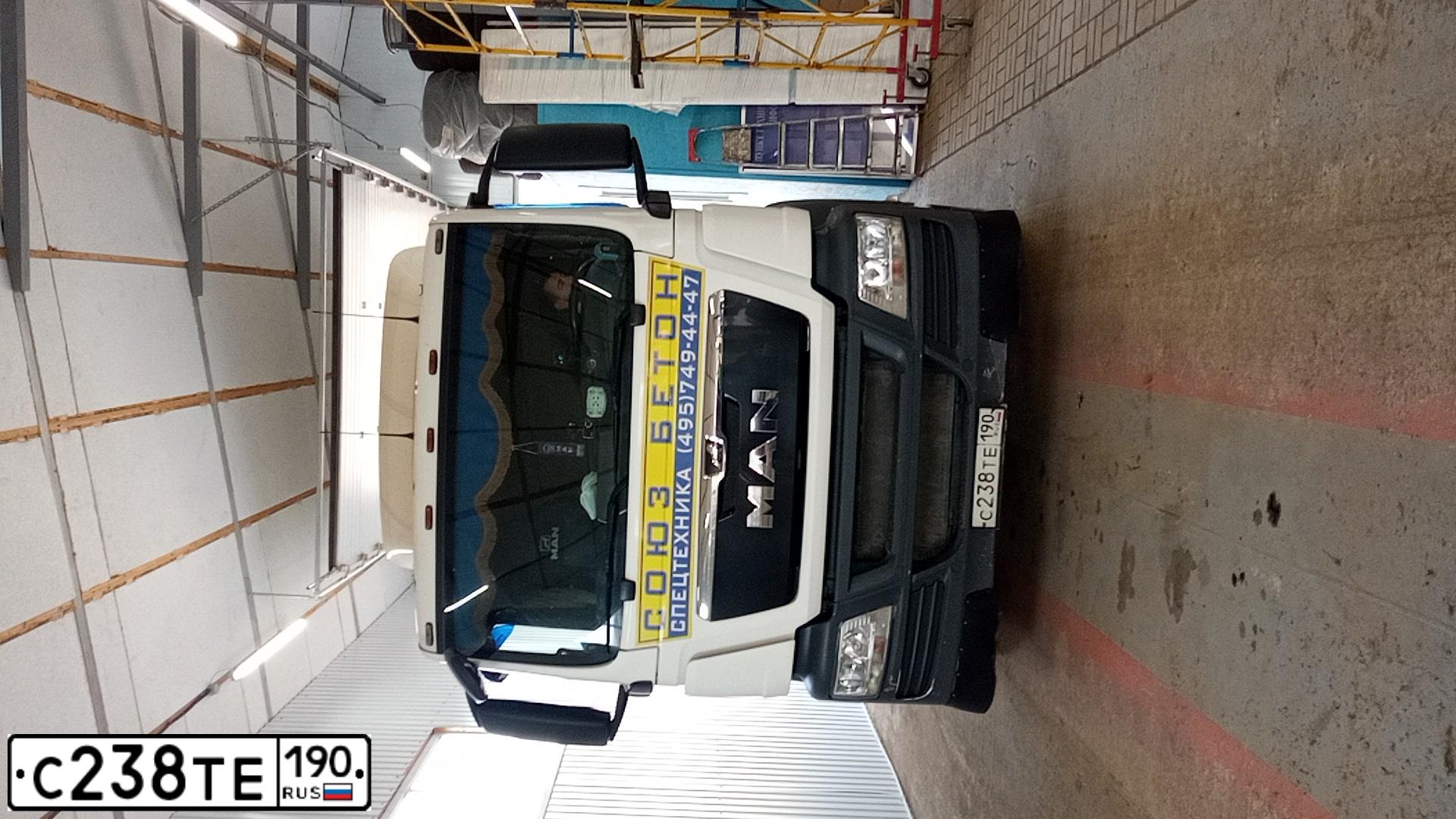 Фото автомобиля MAN 35.364, 2004 — госномер Х608НС152