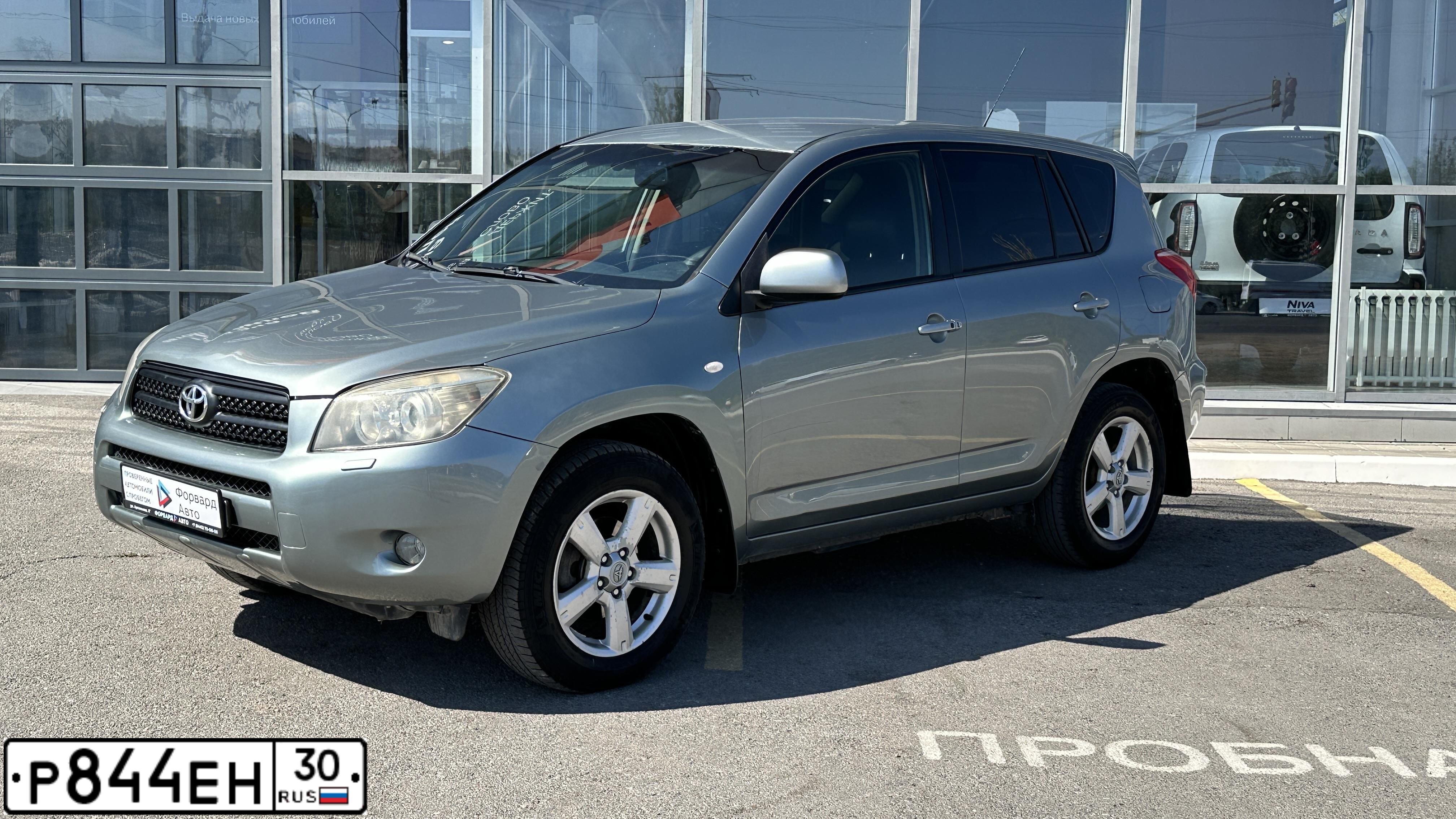 Фото автомобиля TOYOTA RAV4, 2008 — госномер Е643АХ134. Цвет: СВЕТЛО-ЗЕЛЕНЫЙ