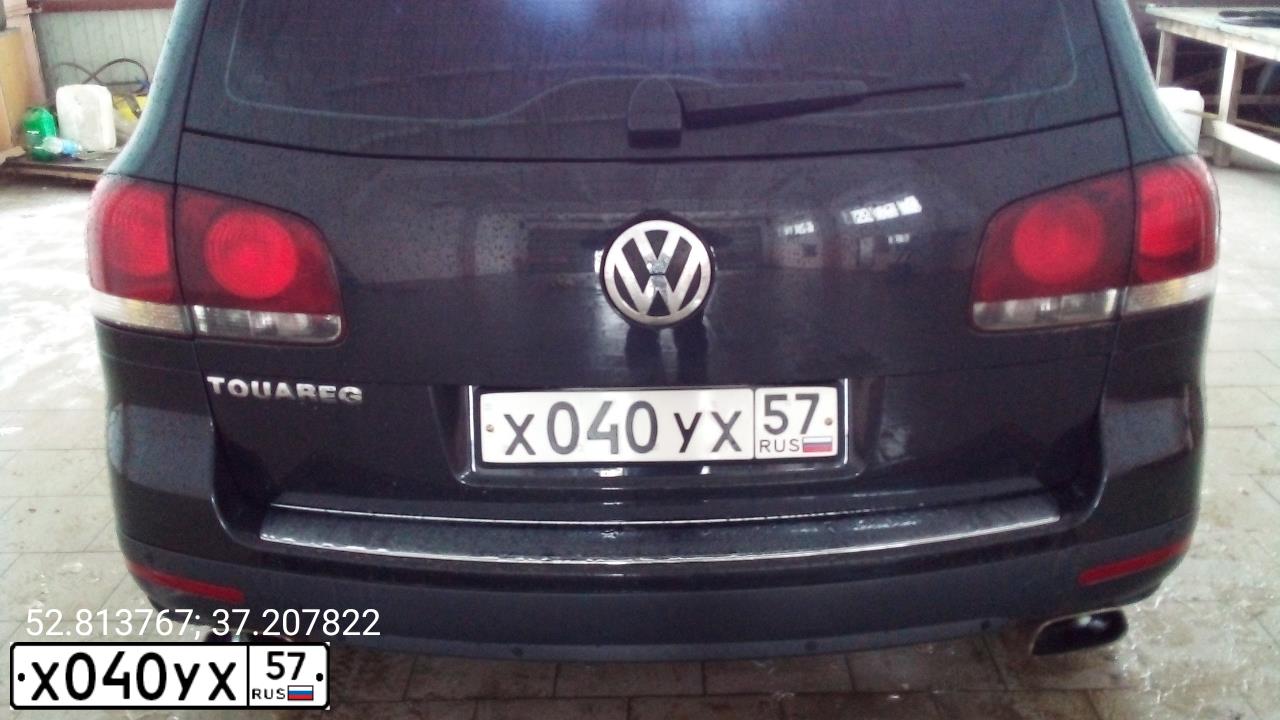 Фото автомобиля VOLKSWAGEN TOUAREG, 2008 — госномер Н430ВК57. Цвет: ЧЕРНЫЙ