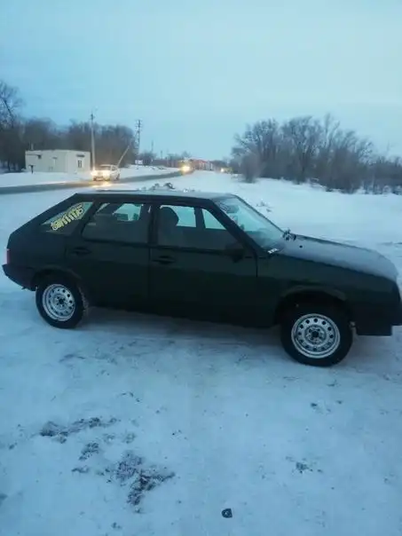 Фото автомобиля LADA 2107 LADA, 2009 — госномер Р792УА64. Цвет: СИНЕ ЗЕЛЕНЫЙ