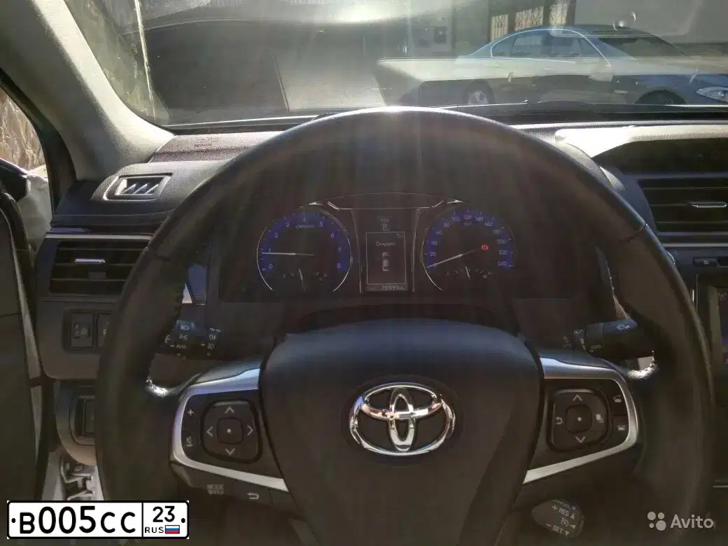 Фото автомобиля TOYOTA CAMRY, 2011 — госномер В005СС23. Цвет: ЧЕРНЫЙ