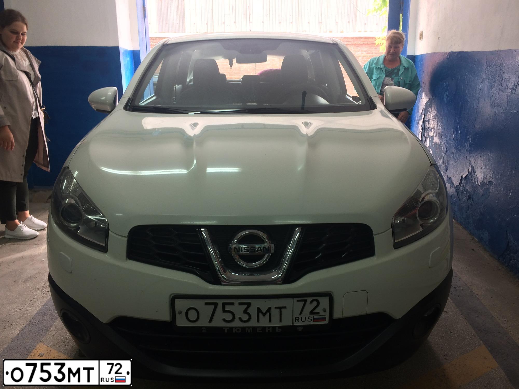 Фото автомобиля NISSAN QASHQAI, 2012 — госномер О753МТ72. Цвет: БЕЛЫЙ
