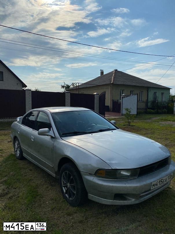 Фото автомобиля MITSUBISHI GALANT, 2000 — госномер Е721УВ97. Цвет: СЕРЕБРИСТЫЙ