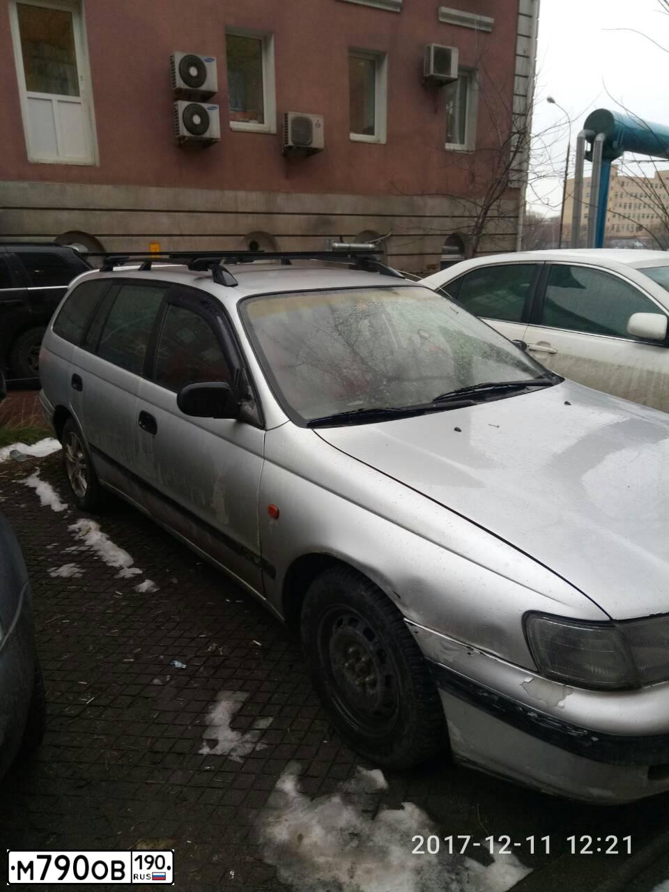 Фото автомобиля TOYOTA CARINA, 1996 — госномер С395ЕН40