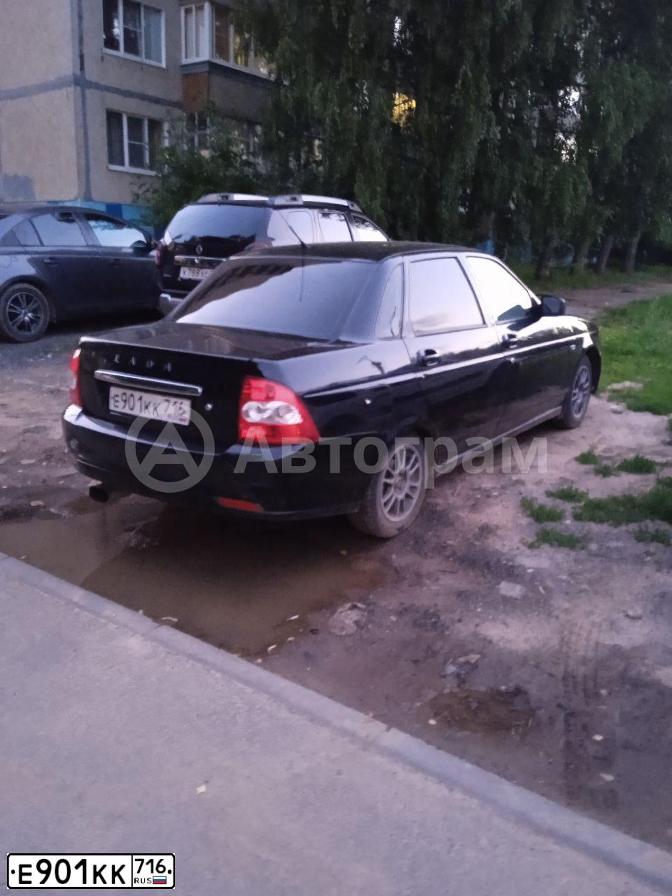 Фото автомобиля LADA PRIORA, 2008 — госномер У998ТХ43. Цвет: Сине-Черный