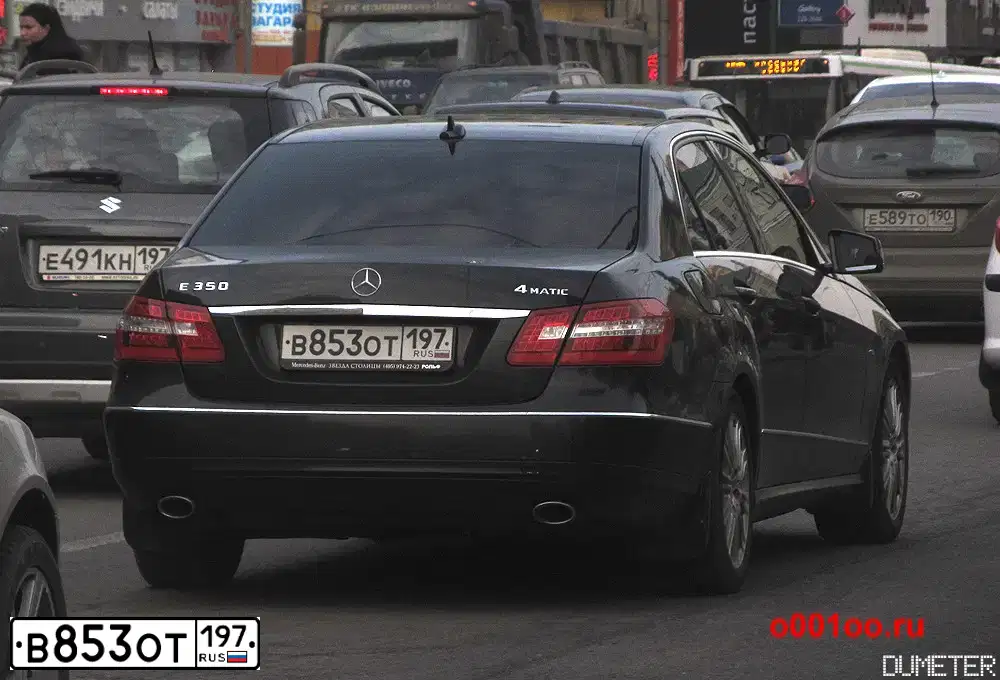 Фото автомобиля MERCEDES E-KLASSE, 2011 — госномер Е999УМ126. Цвет: ЧЕРНЫЙ