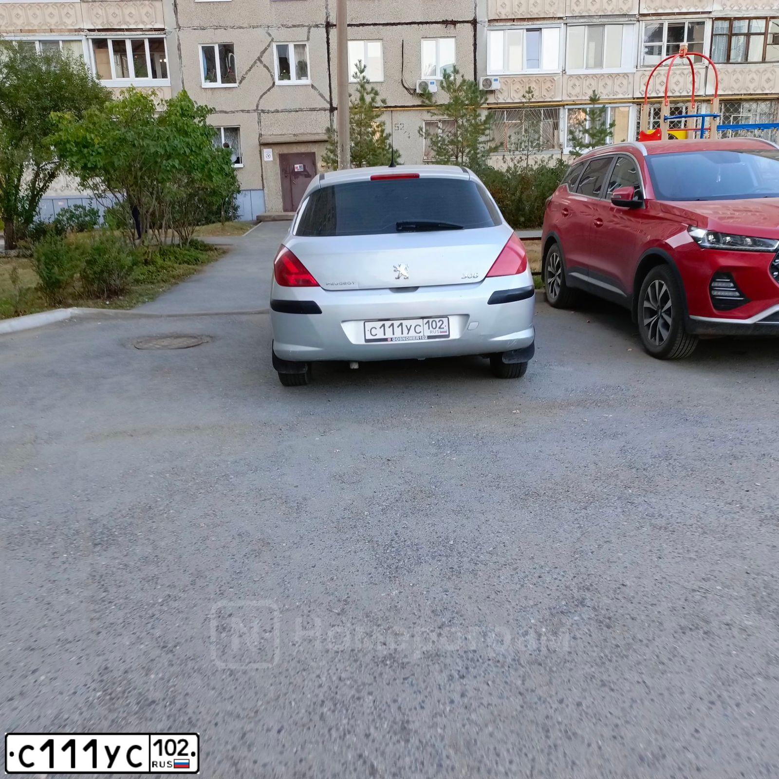 Фото автомобиля LADA 2191 GRANTA, 2016 — госномер С111УС102. Цвет: Белый