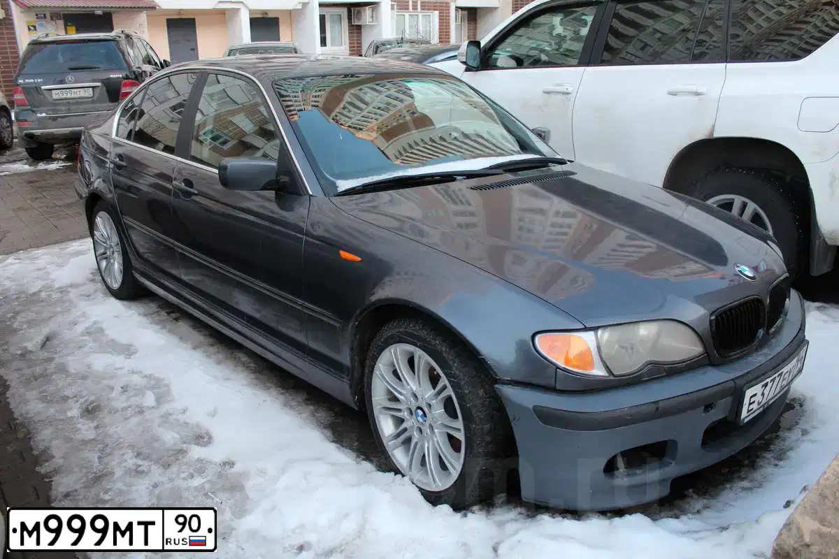 Фото автомобиля MERCEDES M-KLASSE, 2011 — госномер М999МТ90. Цвет: ЧЕРНЫЙ