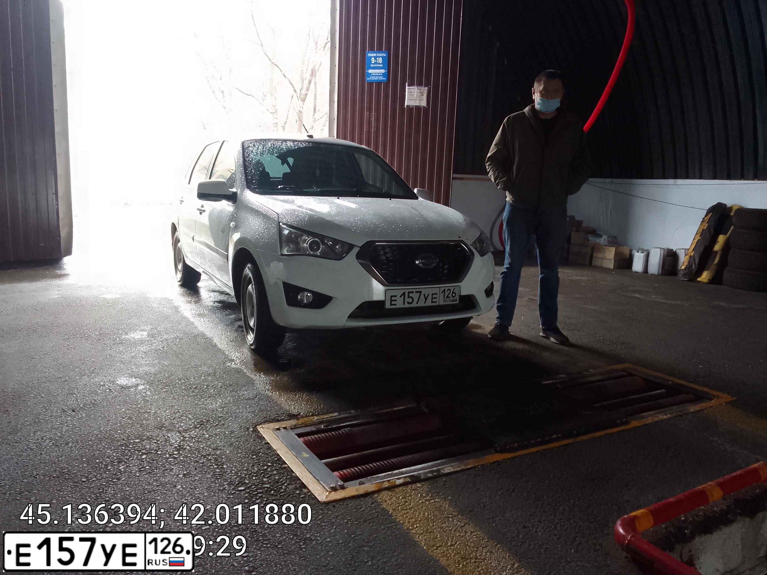 Фото автомобиля DATSUN MI-DO, 2016 — госномер Е157УЕ126. Цвет: БЕЛЫЙ