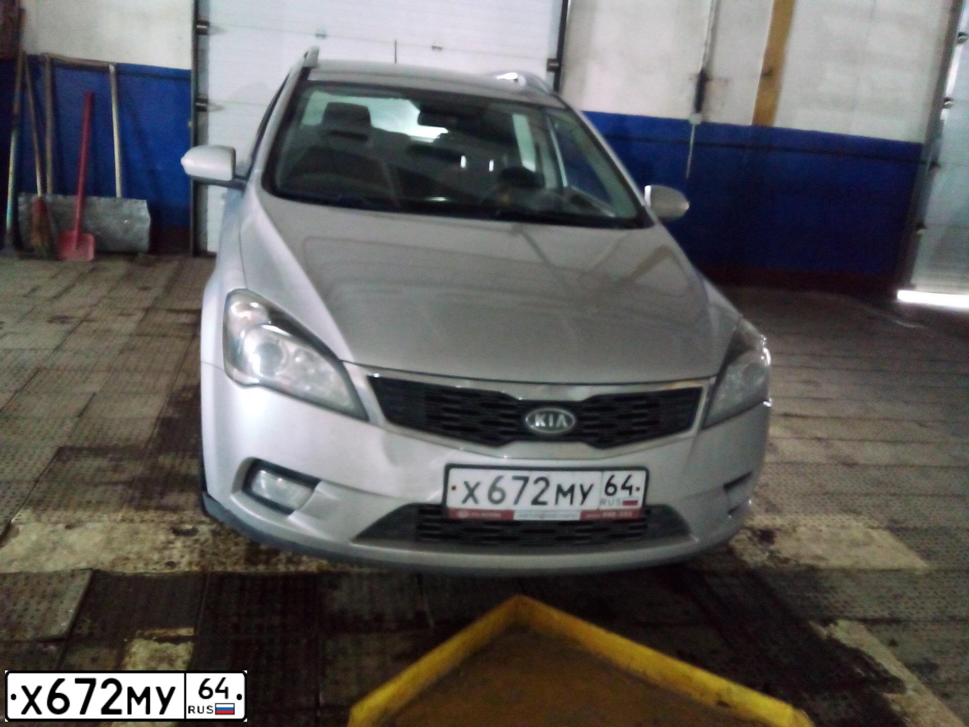 Фото автомобиля KIA CEE'D, 2011 — госномер В242КК45. Цвет: СЕРЕБРИСТЫЙ