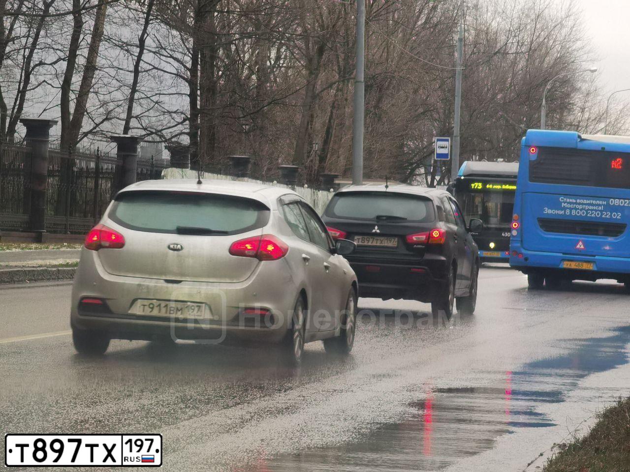 Фото автомобиля MITSUBISHI ASX, 2012 — госномер Т897ТХ197. Цвет: ЧЕРНЫЙ