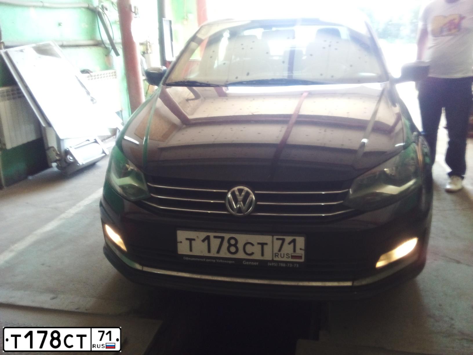 Фото автомобиля VOLKSWAGEN POLO, 2017 — госномер Т178СТ71. Цвет: ЧЕРНЫЙ