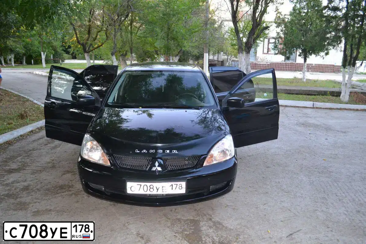 Фото автомобиля NISSAN QASHQAI, 2014 — госномер В793ОО51. Цвет: Белый