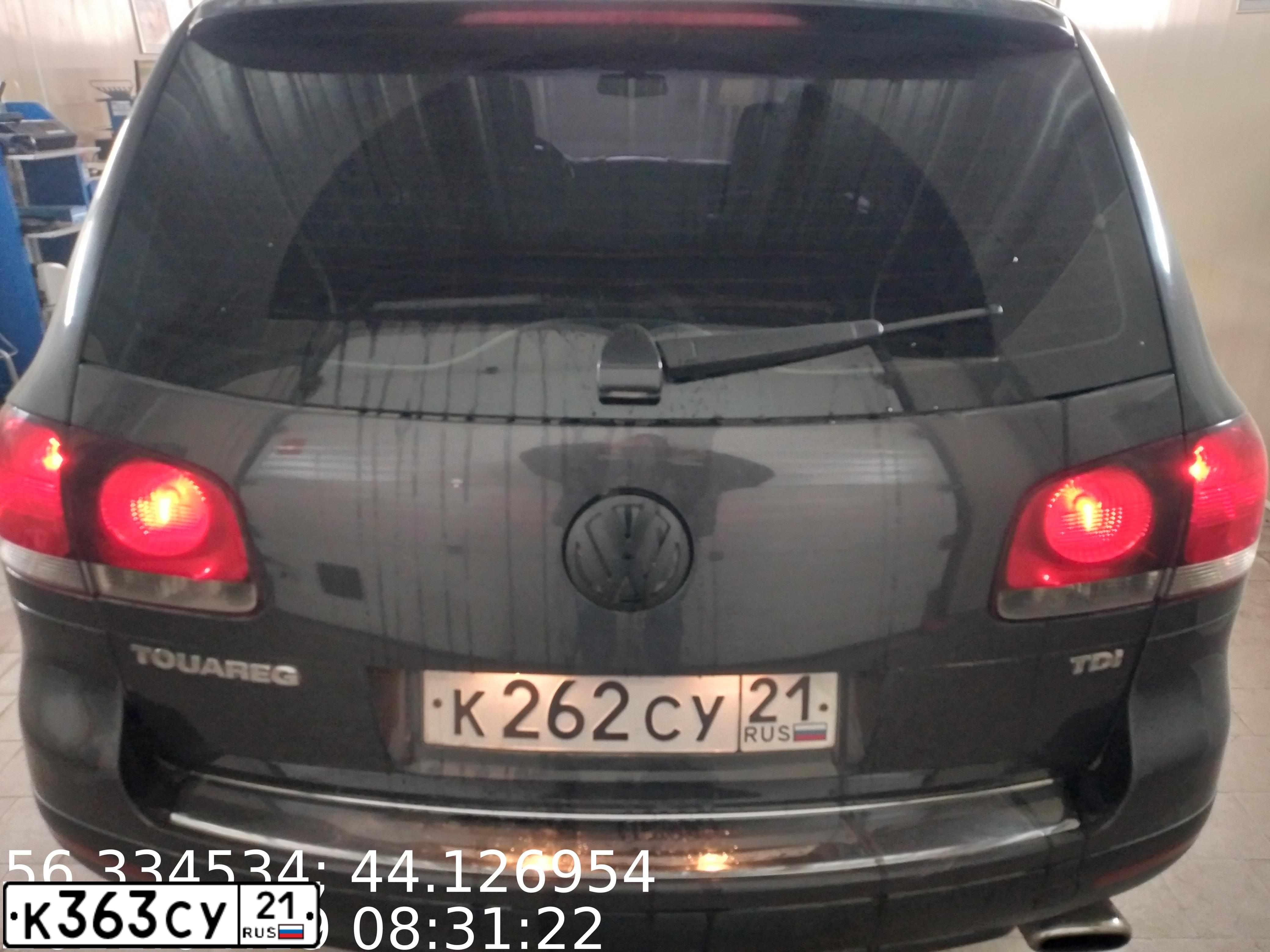 Фото автомобиля CHEVROLET NIVA, 2007 — госномер В211ВВ21. Цвет: ЧЕРНО-СИНИЙ МЕТАЛЛИК