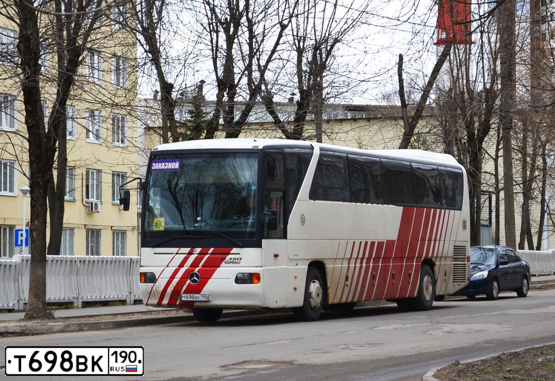 Фото автомобиля MERCEDES O 350 TOURISMO, 1986 — госномер Т698ВК190. Цвет: БЕЛЫЙ