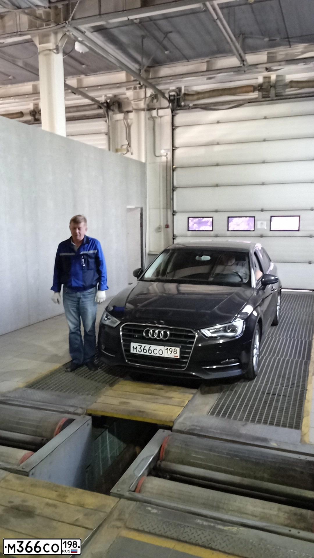 Фото автомобиля AUDI A3, 2013 — госномер Т357КС774