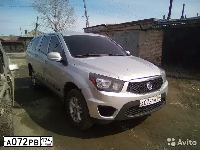 Фото автомобиля SSANGYONG ACTYON SPORTS, 2012 — госномер А101МХ716. Цвет: серебристый
