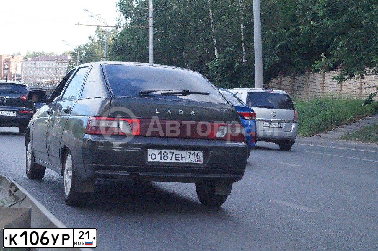 Фото автомобиля OPEL ZAFIRA, 2006 — госномер Т718СА12. Цвет: БЕЖЕВО-СЕРЫЙ