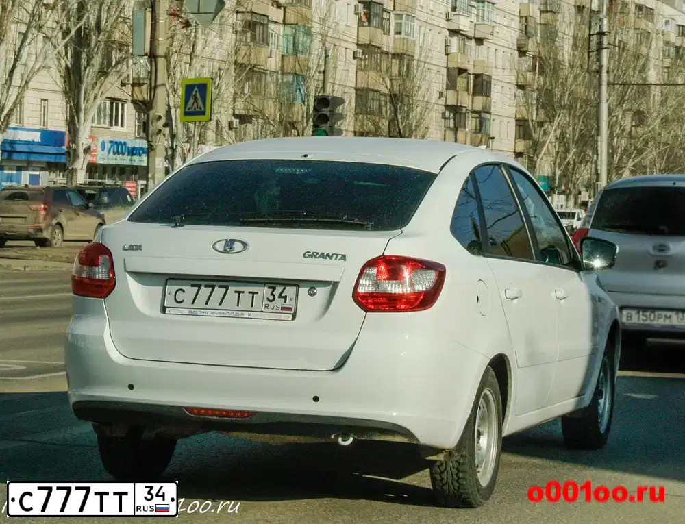 Фото автомобиля LADA VESTA, 2018 — госномер С777ТТ34. Цвет: Белый