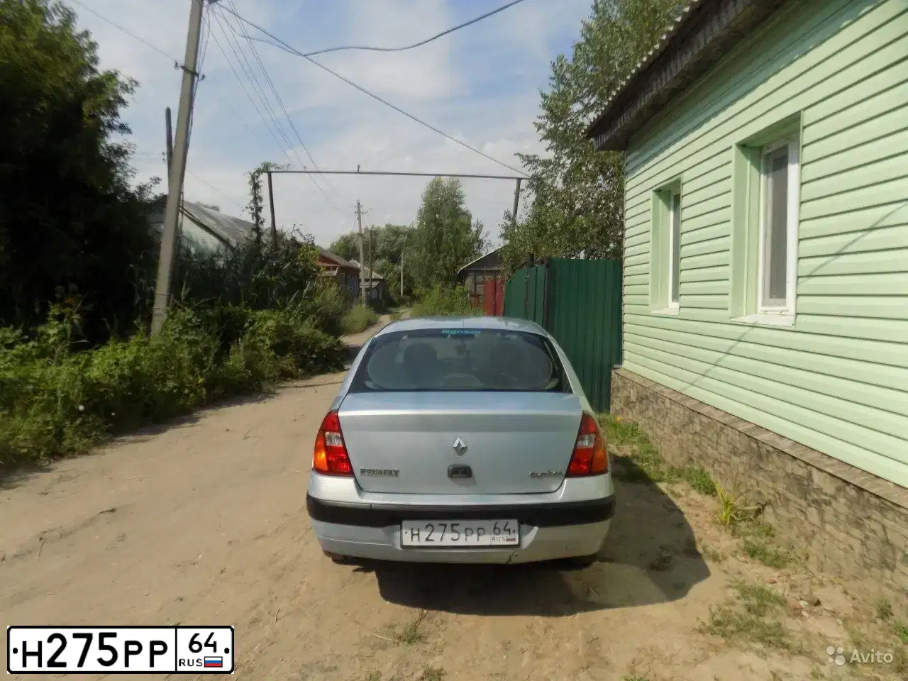 Фото автомобиля RENAULT SYMBOL, 2003 — госномер Х455УУ150. Цвет: голубой
